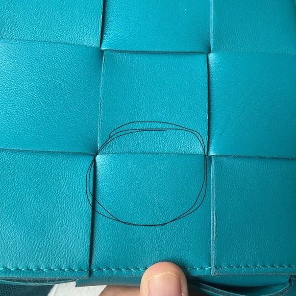 Bottega Veneta small Casette Bag - Picture 10 of 12